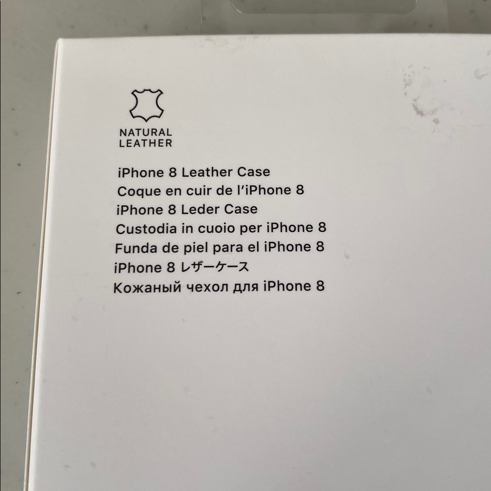 iPhone 8 Leather Case - Picture 5 of 6